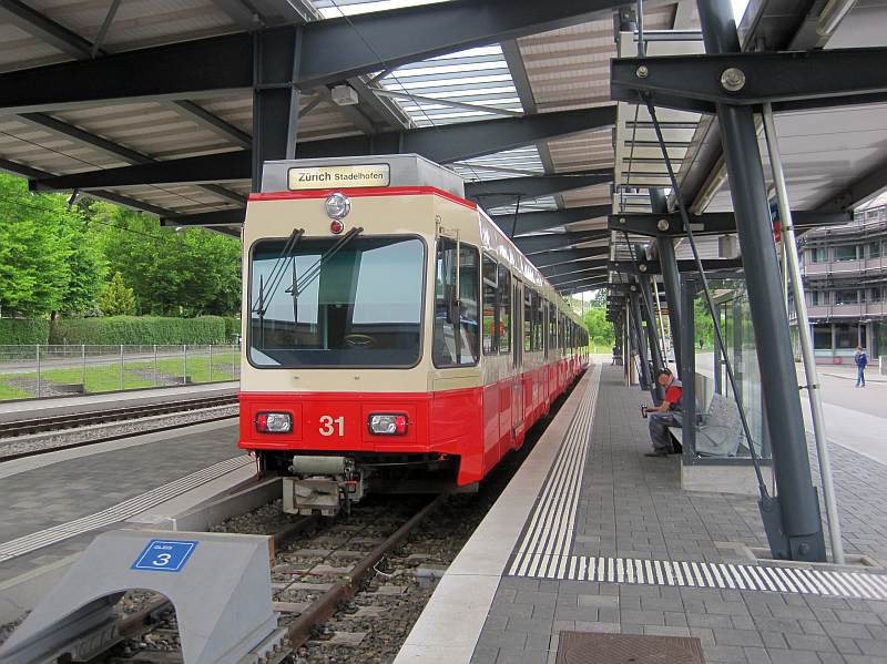 Forchbahn an der Endhaltestelle Esslingen