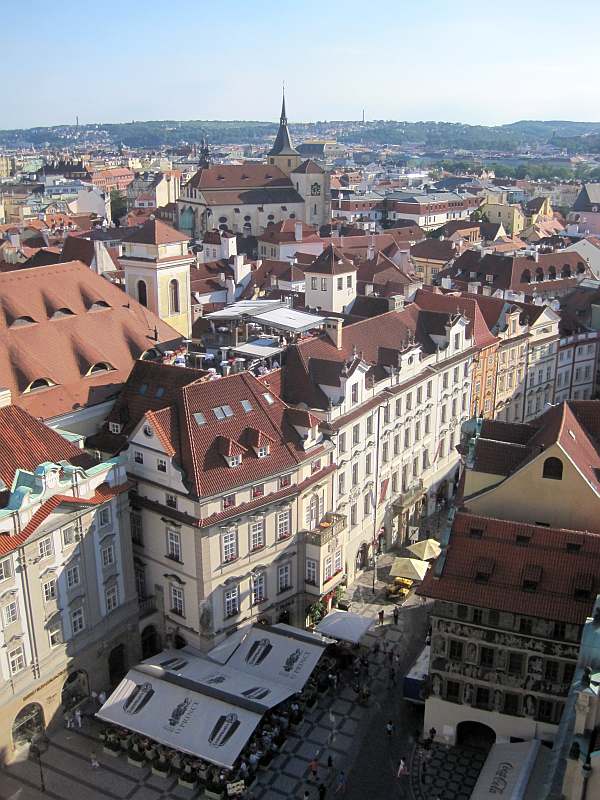 Blick über die Altstadt von Prag vom Turm des Altstädter Rathauses