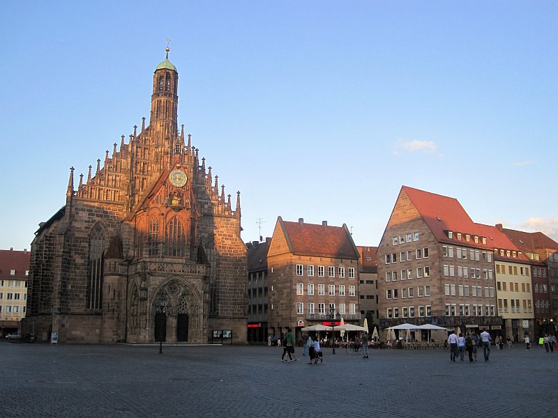 Frauenkirche am Hauptmarkt Nürnberg