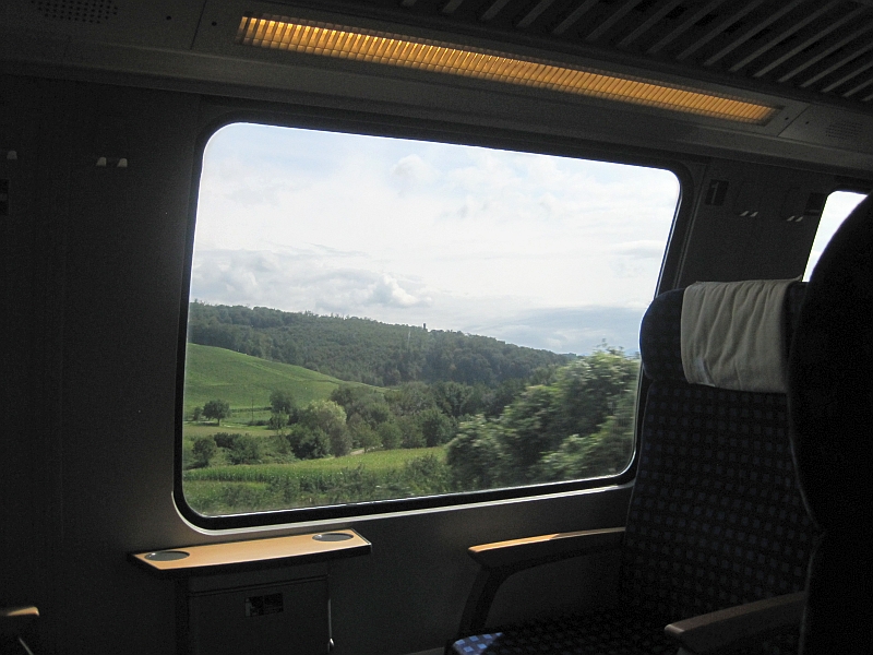 Fahrt im Regional-Express auf der Rheintalbahn