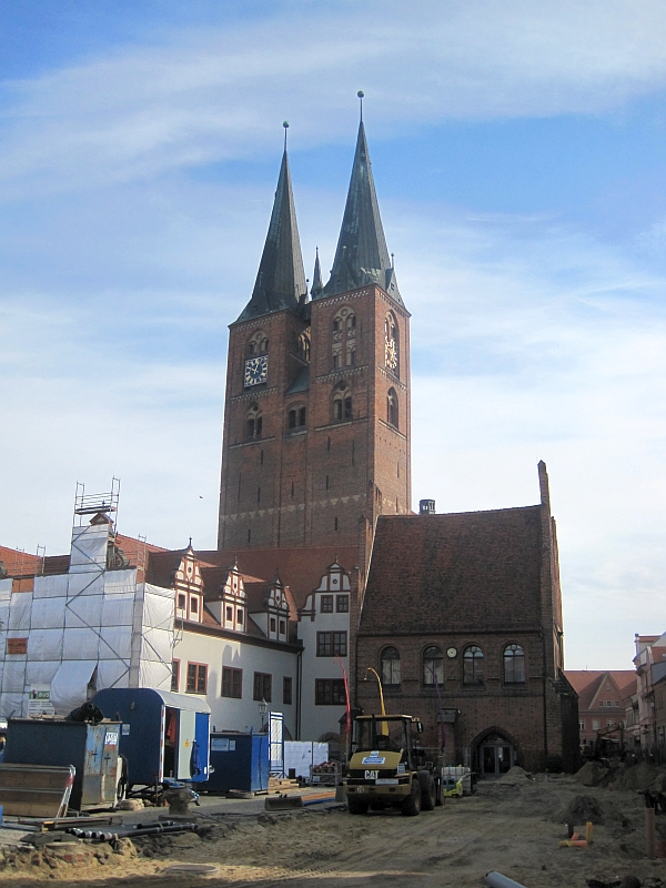 Marienkirche und Rathaus Stendal