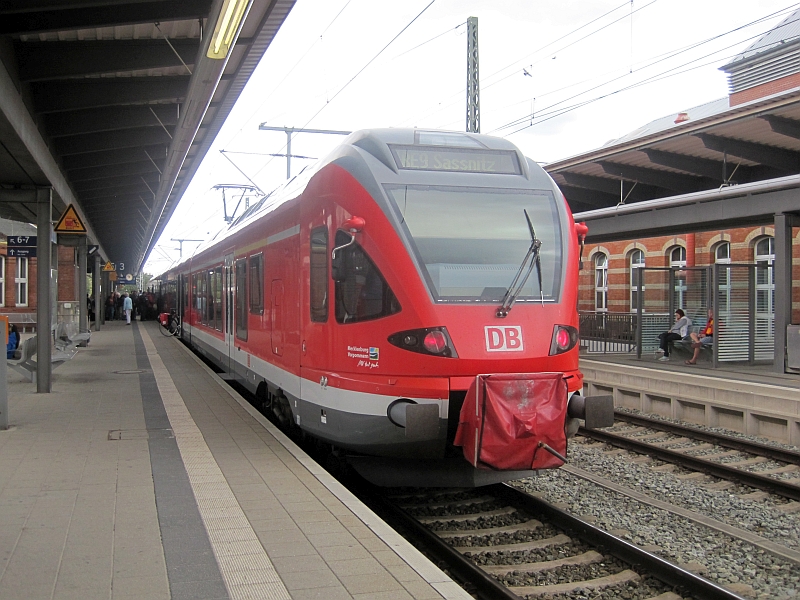 Flirt-Triebzug der DB in Rostock