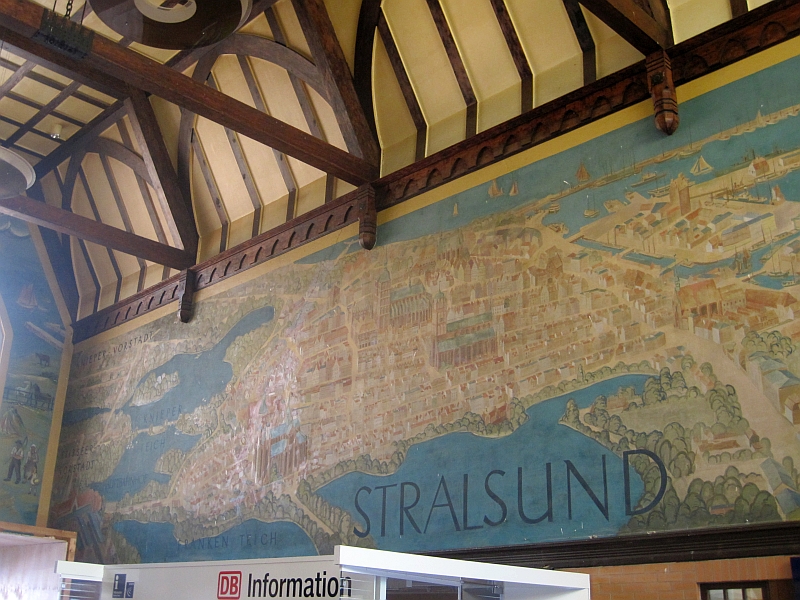 Stadtansicht von Stralsund im Bahnhof Stralsund
