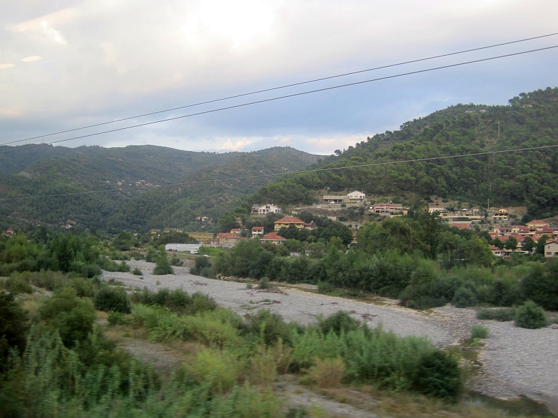 Fahrt auf der Tendabahn durch das Tal des Roya