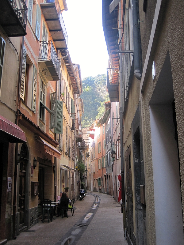 Gasse in der Altstadt von Breil-sur-Roya