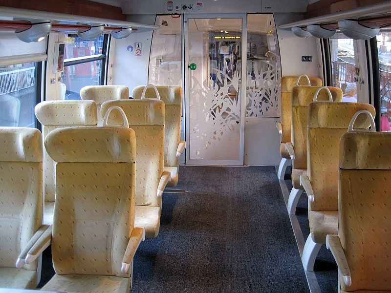 Erste Klasse Elektrotriebwagen der Reihe Z 27500