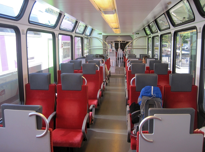 Innenbild Stadler-Triebzug der Reihe Z850
