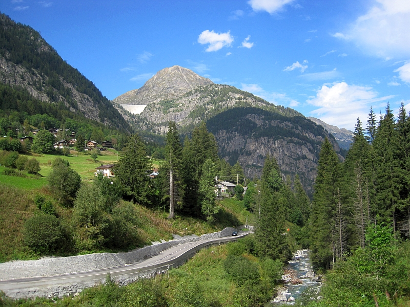Fahrt durch das Tal der der Eau Noire
