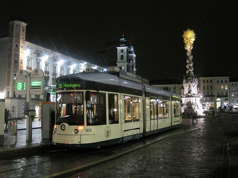 Pöstlingbergbahn am Hauptplatz Linz
