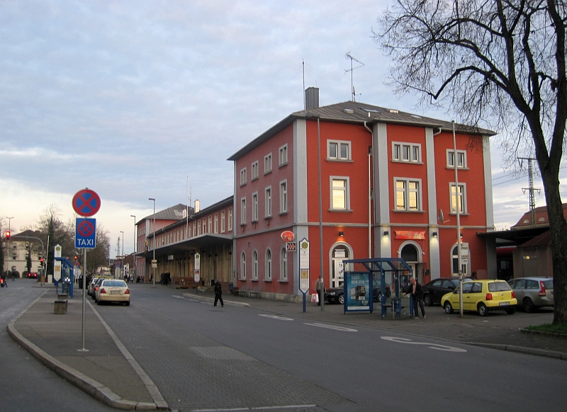 Empfangsgebäude Bahnhof Singen