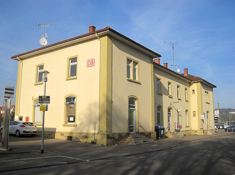 Empfangsgebäude Bahnhof Engen
