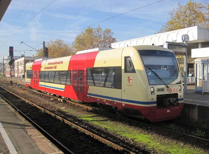 seehäsle-Zug (Regio-Shuttle) im Bahnhof Radolfzell