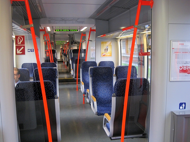Innenbild Talent-Triebwagen der ÖBB