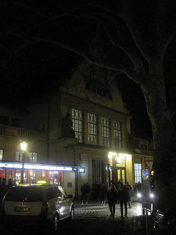 Hauptbahnhof Lindau bei Nacht