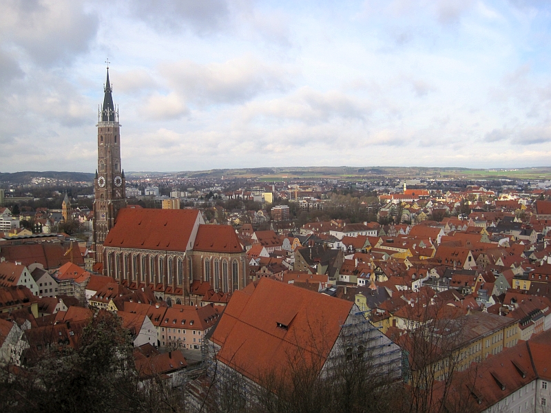 Blick auf die Martinskirche Landshut