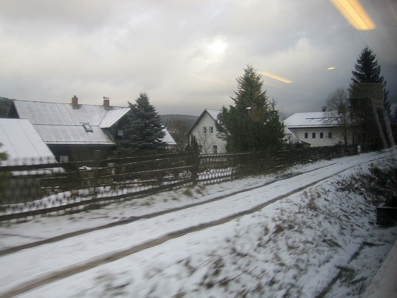 Schnee auf der Fahrt durch den Bayerischen Wald