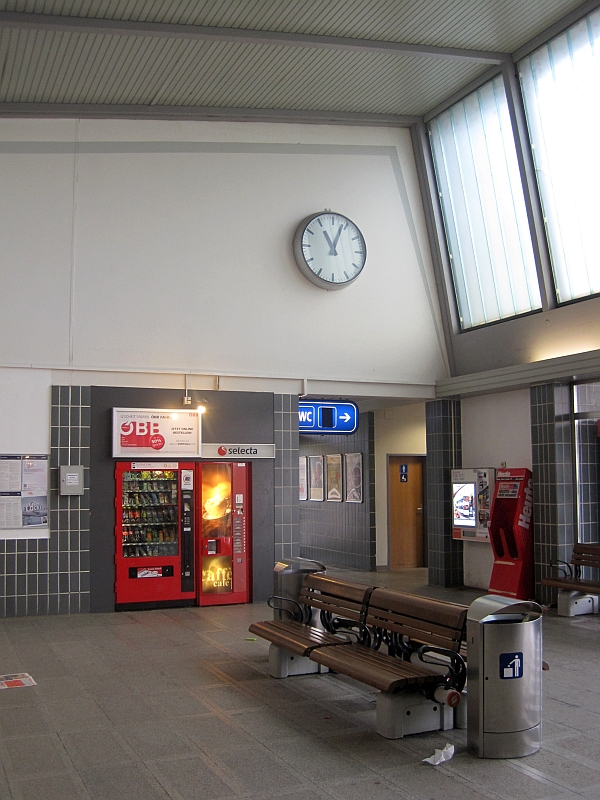 Empfangshalle Bahnhof Schärding