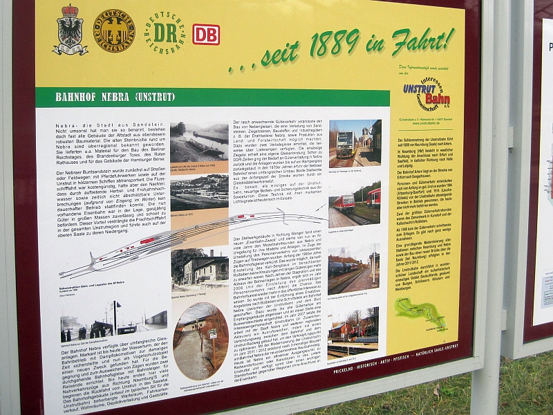 Infotafel zur Geschichte des Bahnhofs Nebra