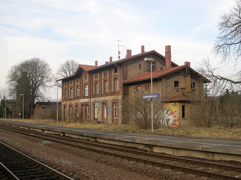 Bahnhofsgebäude Sandersleben