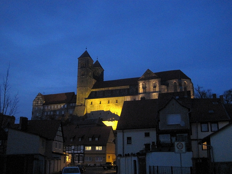 Schlossberg Quedlinburg im Abendlicht