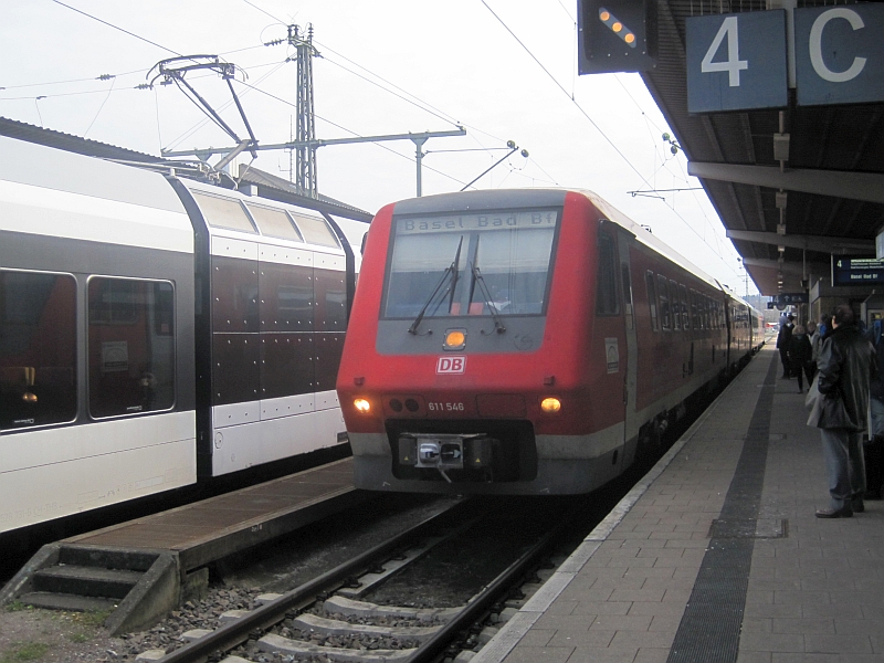 Dieseltriebzug der Baureihe 611 in Singen