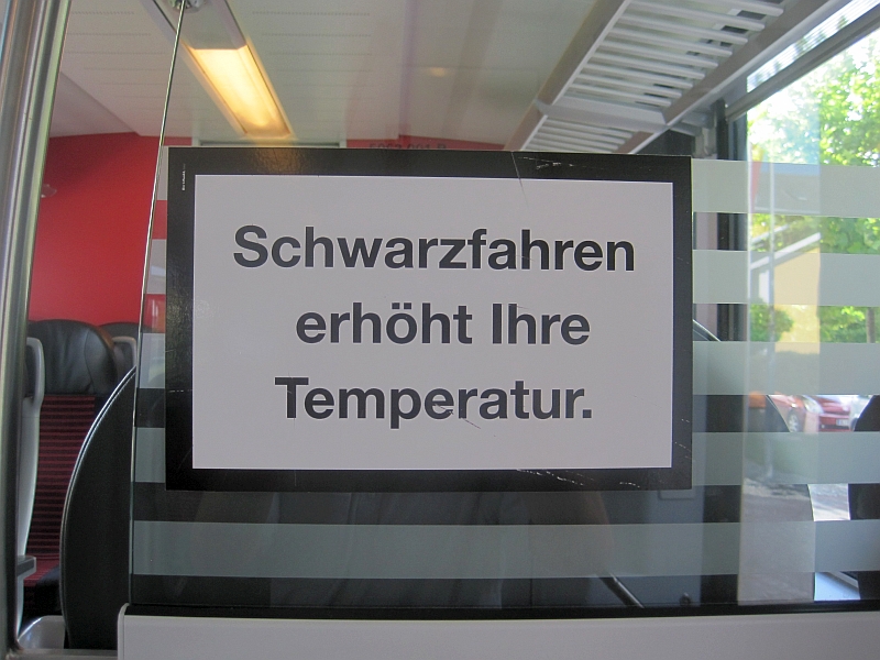 Warnhinweis 'Schwarzfahren erhöht Ihre Temperatur'