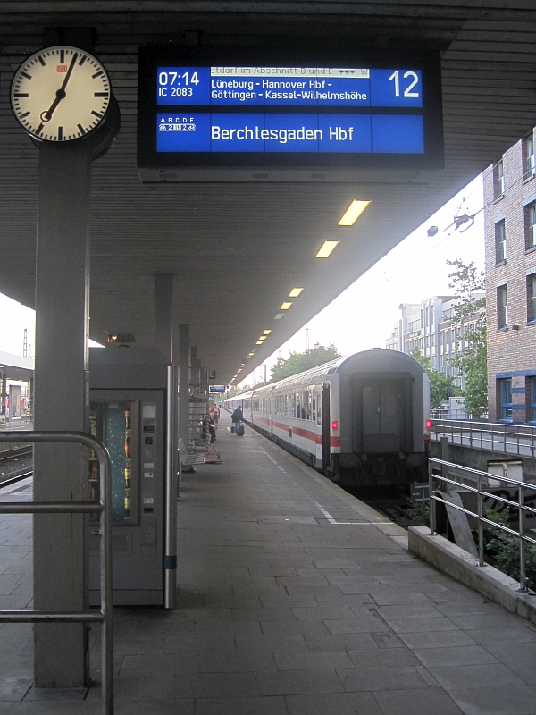 Intercity 'Königssee'/'Nebelhorn' in Hamburg Altona