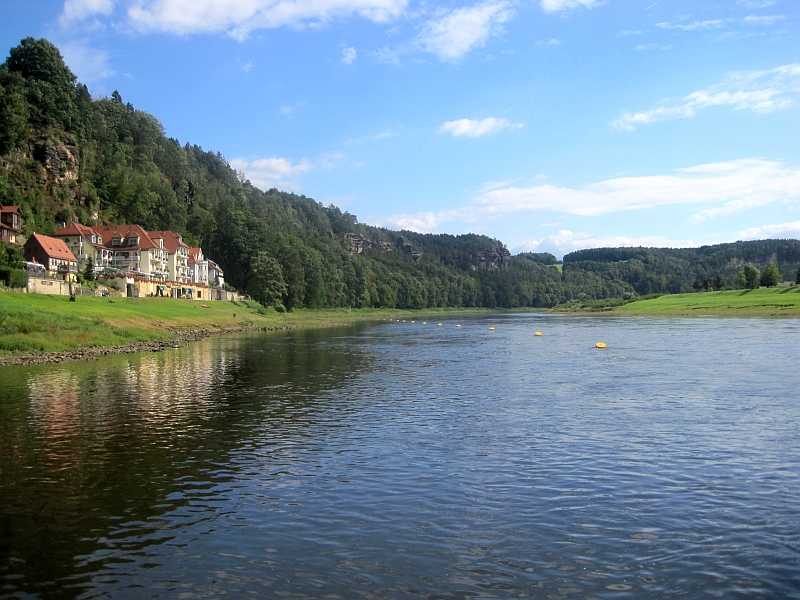 Fahrt über die Elbe