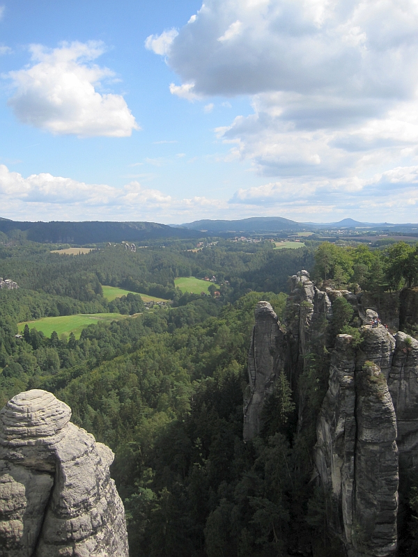 Blick über das Elbsandsteingebirge