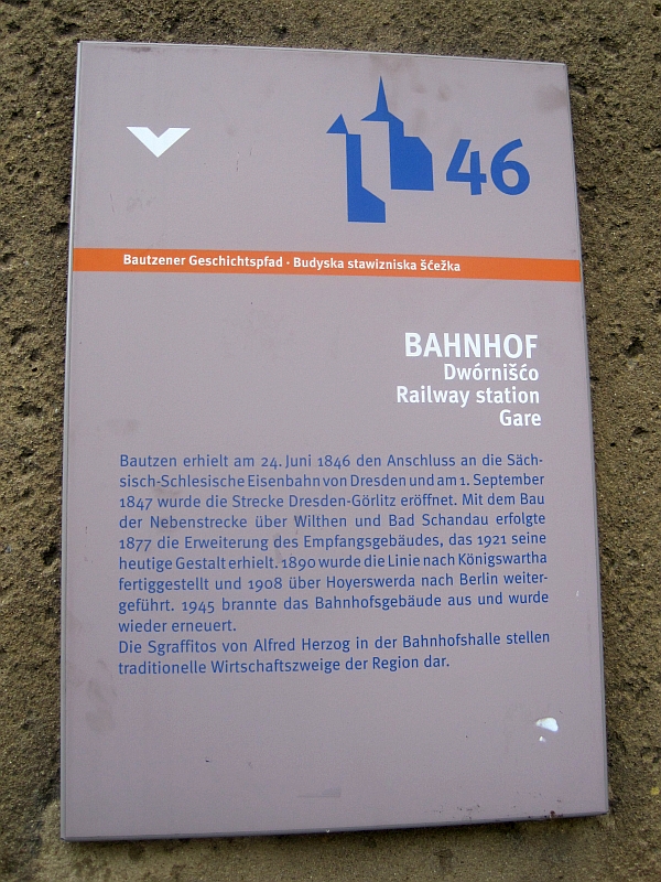 Informationstafel zur Geschichte des Bahnhofs Bautzen