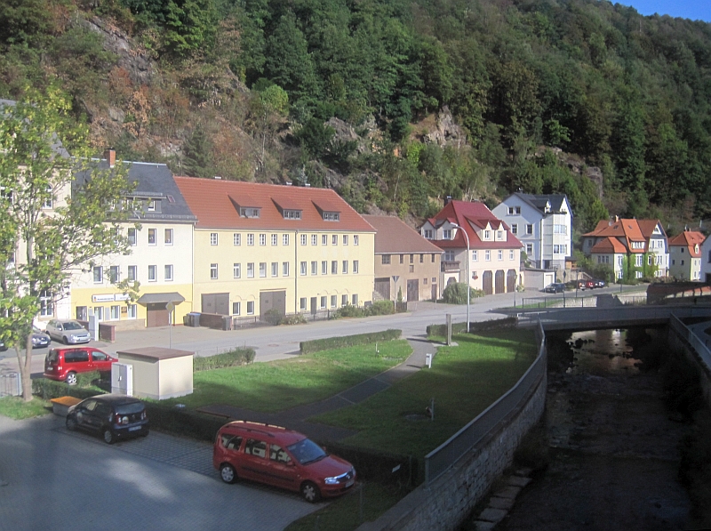 Fahrt über den Fluss Müglitz in Glashütte