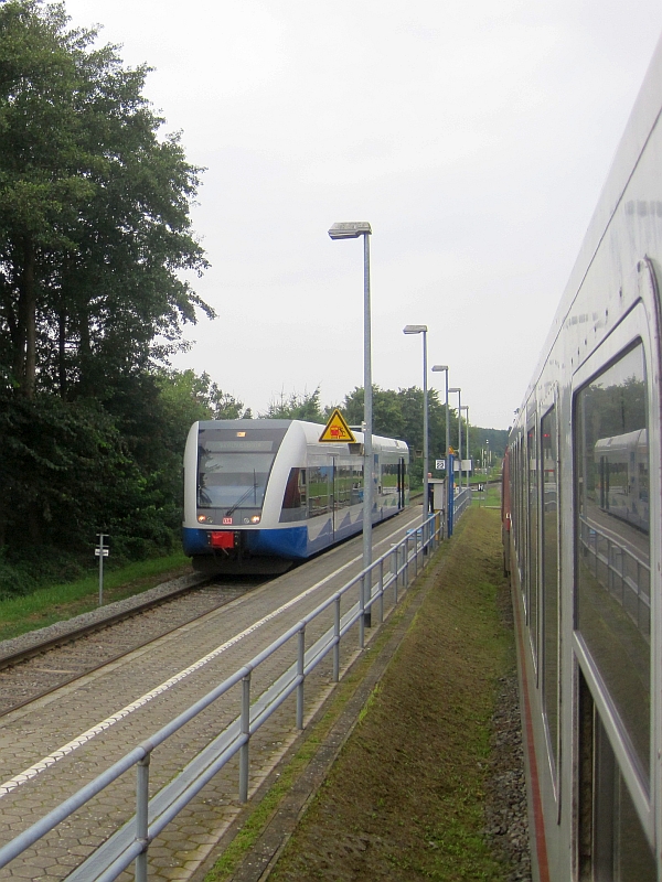 Zugkreuzung mit einem GTW der UBB in Zempin