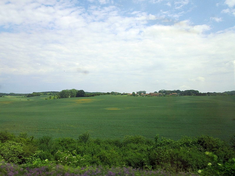 Blick aus dem Zugfenster in der Uckermark