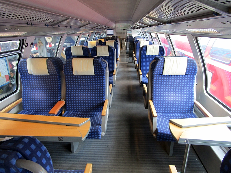 Erste Klasse im Doppelstockwagen der Schwarzwaldbahn