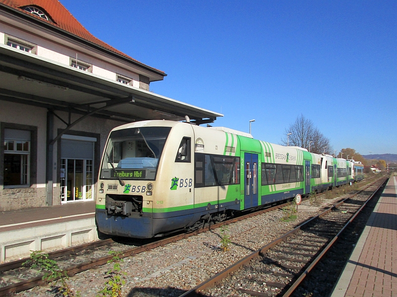 BSB-Regio-Shuttles im Bahnhof Breisach