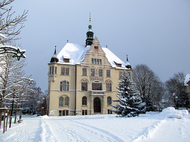 Rathaus Trossingen im Schnee