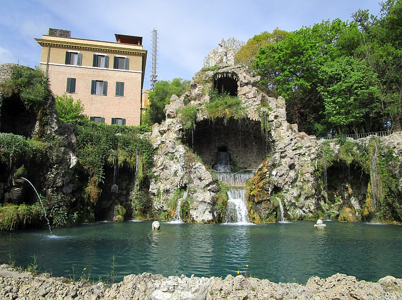 Adlerbrunnen (Fontana dell'Aquilone)