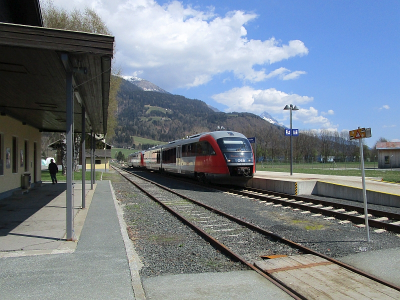 Desiro-Triebzüge im Bahnhof Kötschach-Mauthen