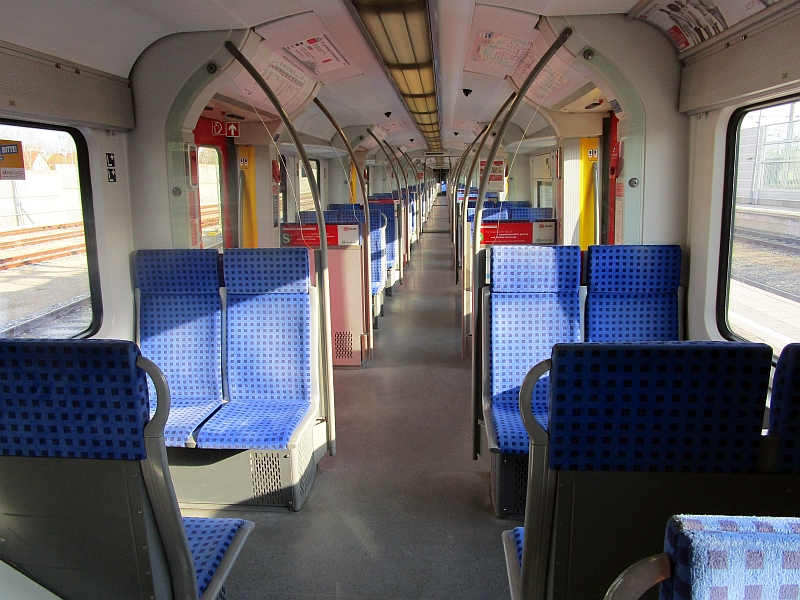 Innenbild S-Bahn der Baureihe 423