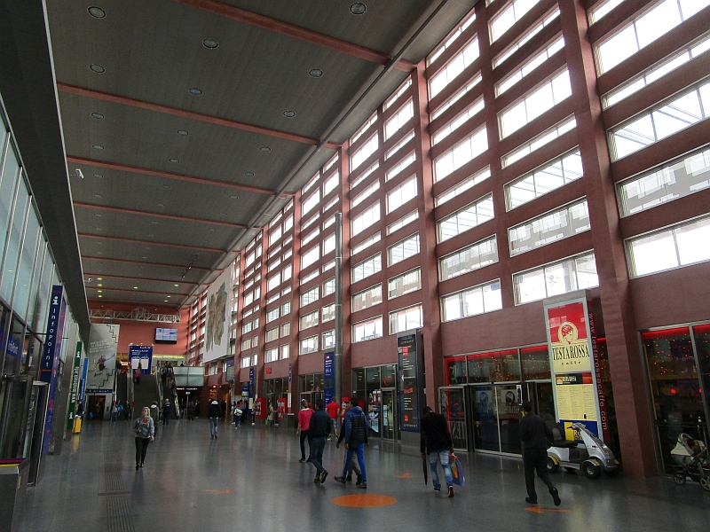 Empfangshalle Hauptbahnhof Innsbruck