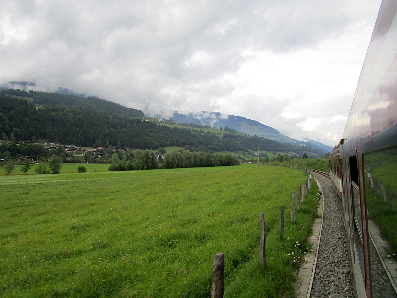 Blick aus dem Zug der Pinzgauer Lokalbahn