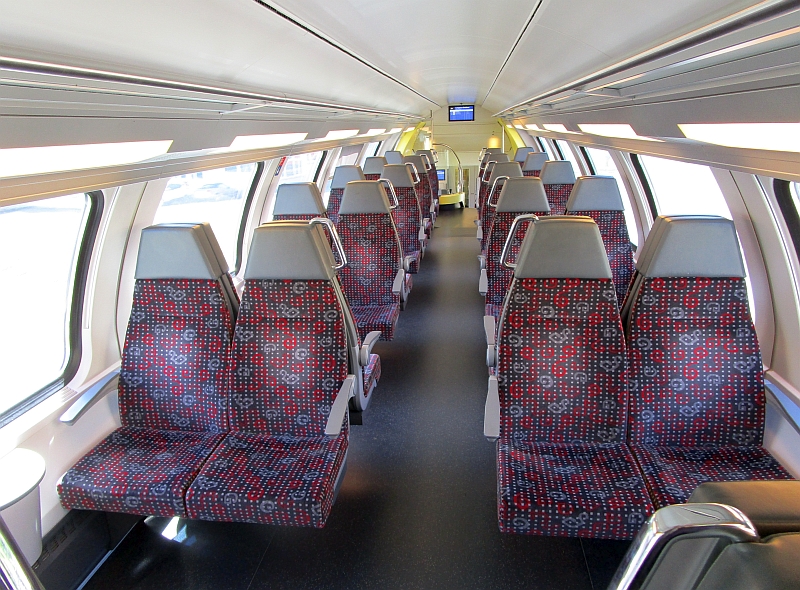 Innenbild Doppelstockpendelzug der SZU