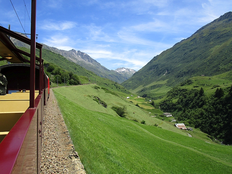 Fahrt im Zahnstangenabschnitt am Oberalppass