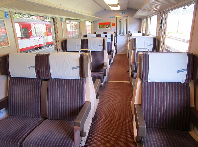Erste Klasse im RegioExpress der RhB