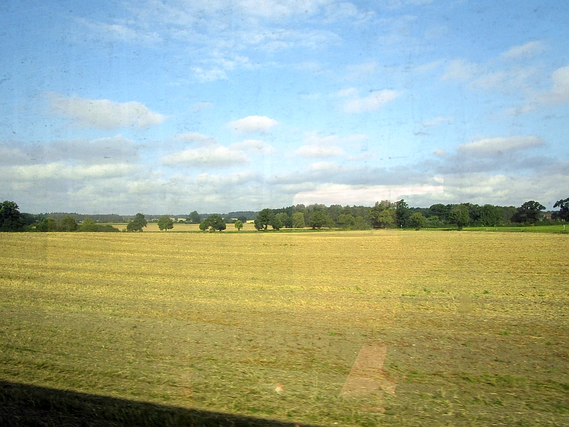 Blick aus dem Zugfenster im Oldenburger Land