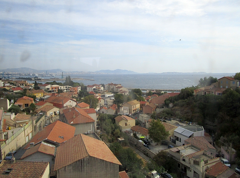 Fahrt durch das Stadtgebiet von Marseille