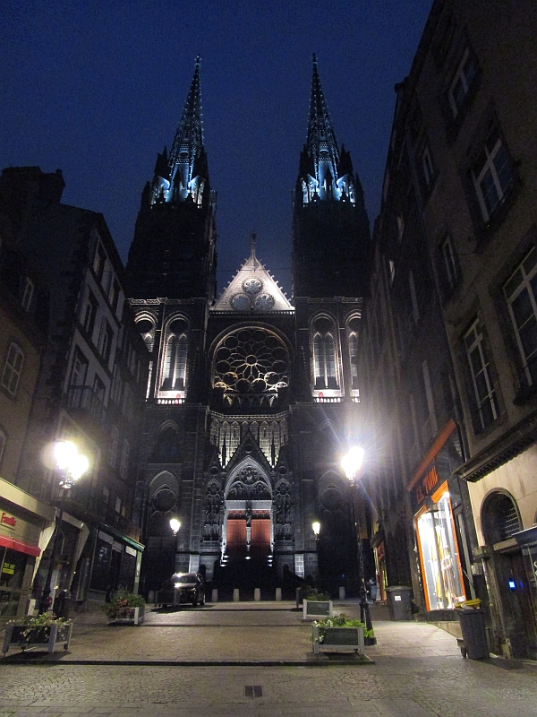 Türme der Kathedrale Notre-Dame-de-l'Assomption