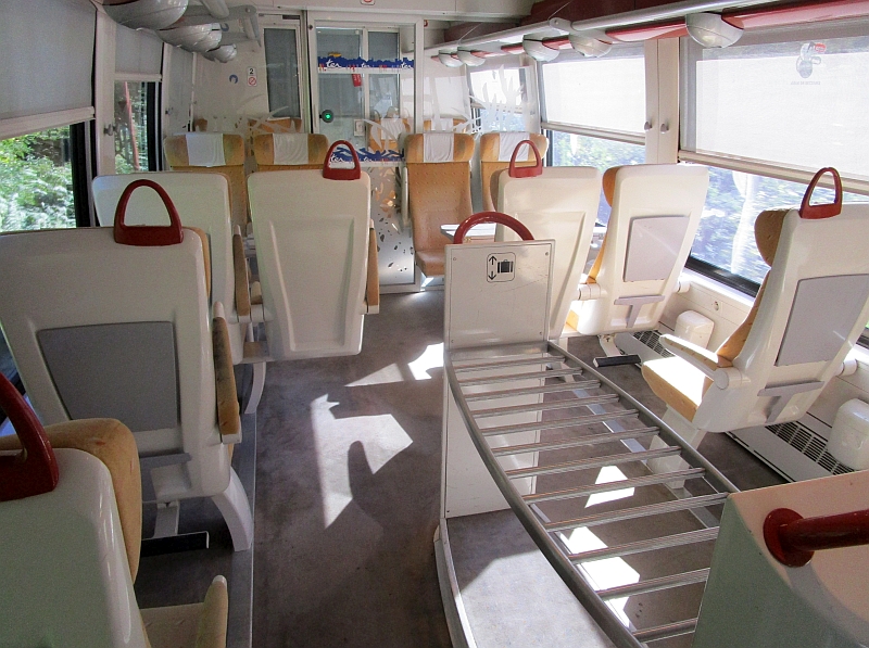 Innenraum Triebzug der Baureihe Z 27500