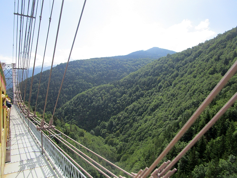 Blick ins Tal des Flusses Têt