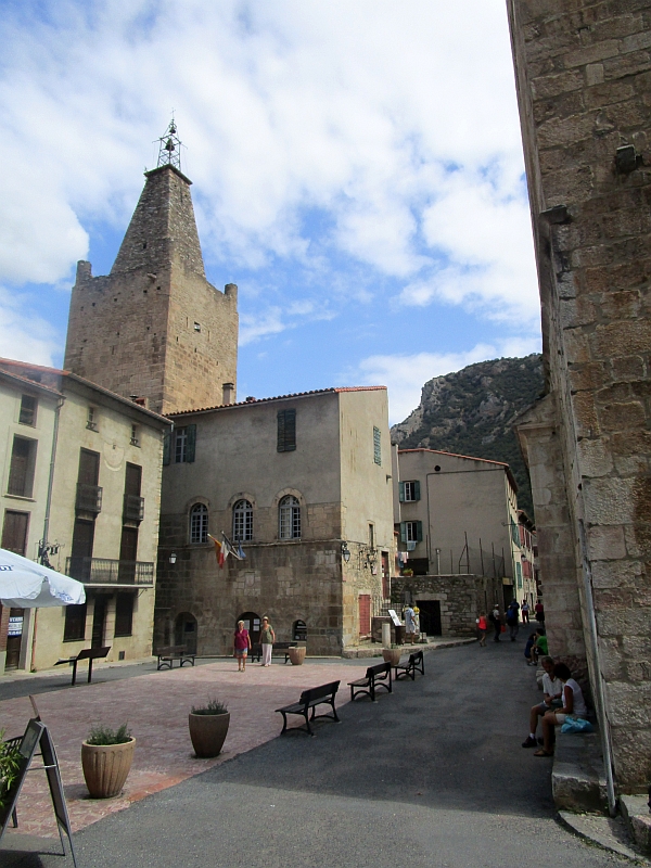 Rathaus mit Wehrturm Villefranche-de-Conflent